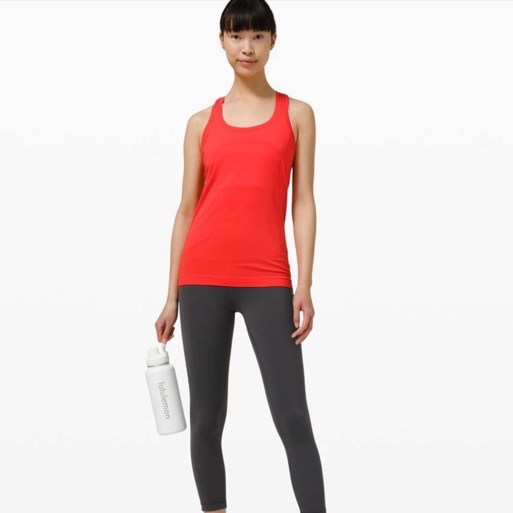 Lululemon Swiftly Tech Racerback 2.0 Pink Punch.